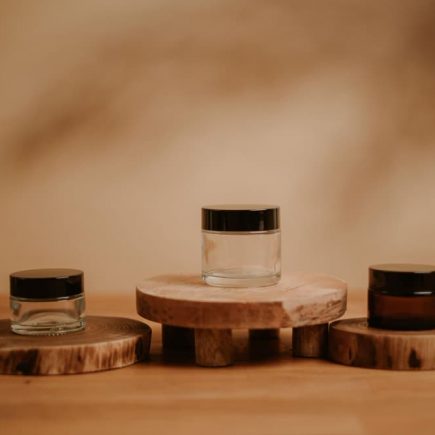 Fabricante de potes em acrílico em São Paulo: a solução para cosméticos