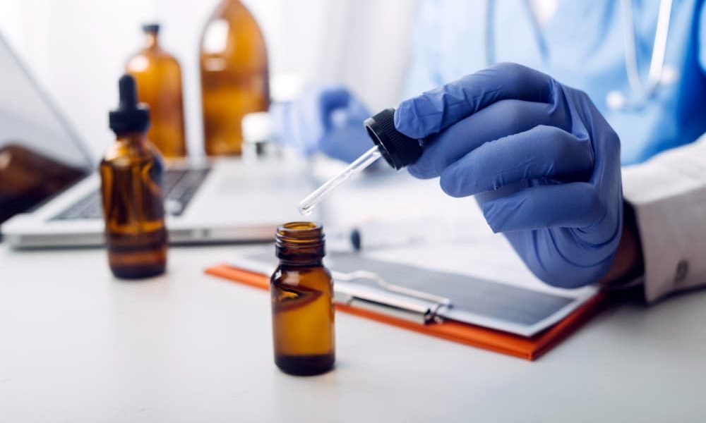 Exprime: fabricante de conta-gotas para laboratório