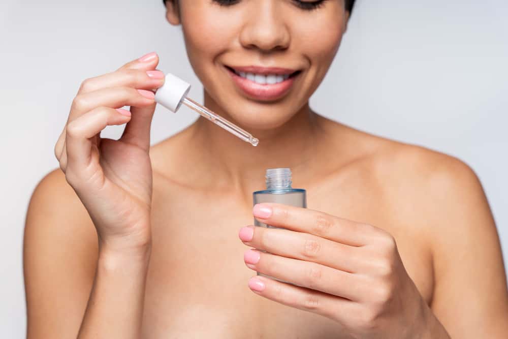 Tampa conta-gotas para embalagens de produtos de skincare: conheça as vantagens